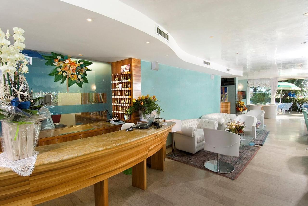 Hotel Margareth Riccione Luaran gambar