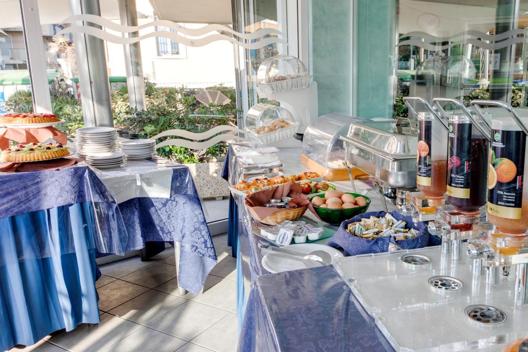 Hotel Margareth Riccione Luaran gambar