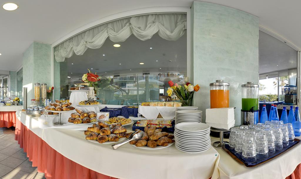 Hotel Margareth Riccione Luaran gambar