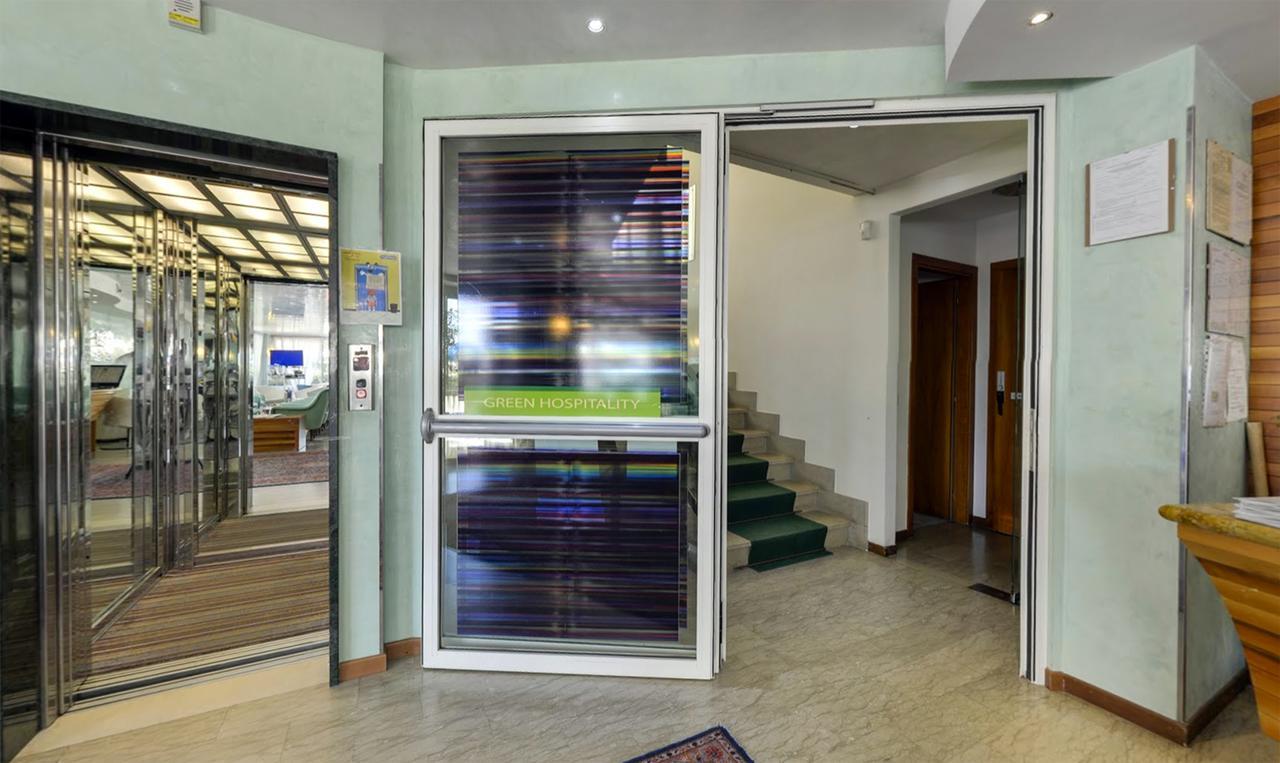 Hotel Margareth Riccione Luaran gambar