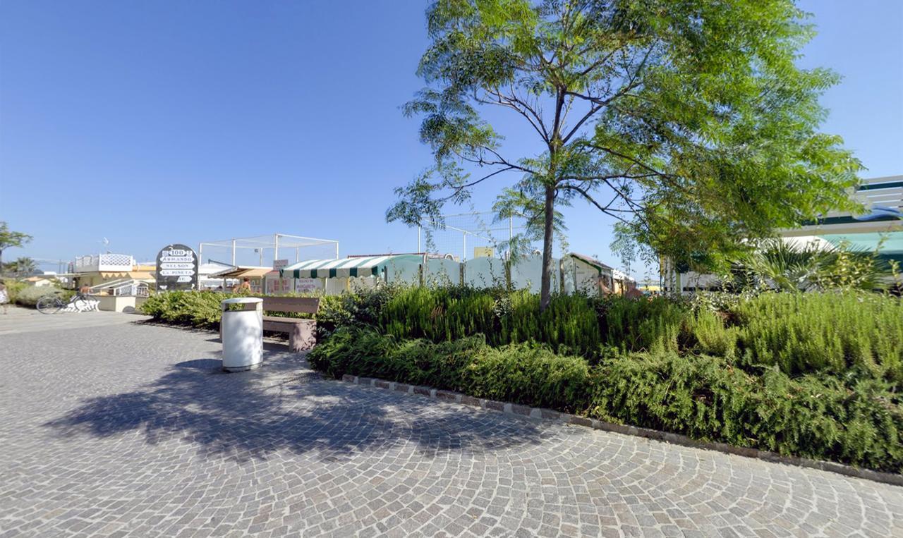 Hotel Margareth Riccione Luaran gambar
