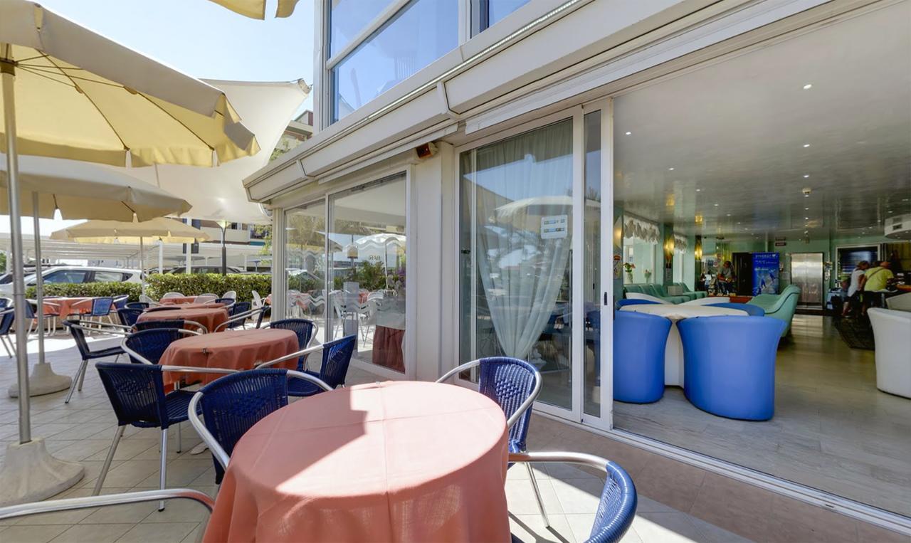 Hotel Margareth Riccione Luaran gambar